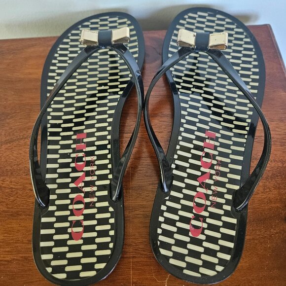COACH New York Landon Black Thong Jelly Flip Flops Sandals with Gold Bow Size 7 - Picture 11 of 11